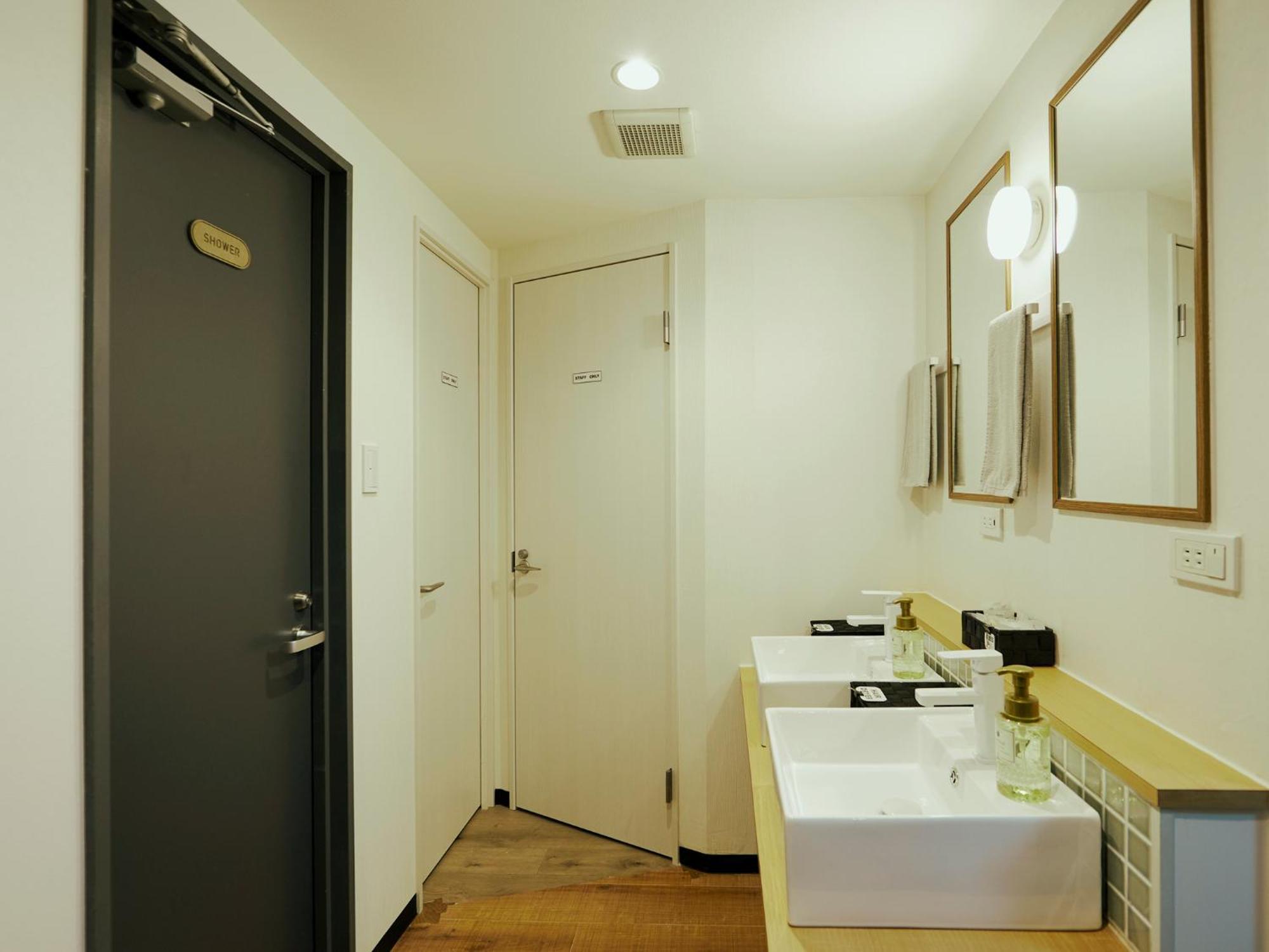 Akasaka Guesthouse Hive Tokyo Exterior photo
